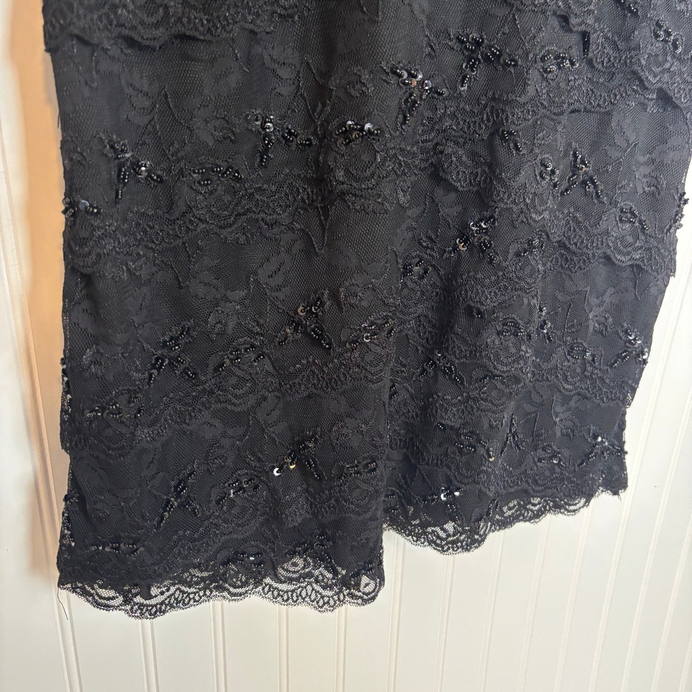 Marina Lace Sheath Dress Women 12 Black Sequin Beaded Tiered Cocktail V-Neck - Picture 6 of 12